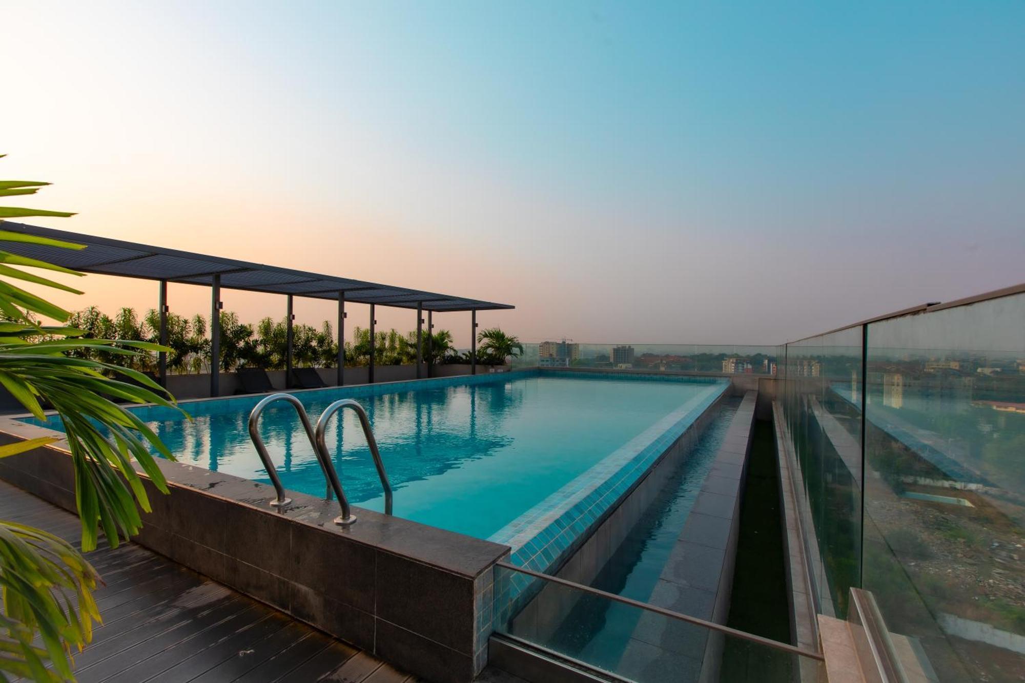7 Minutes From The Airport - Chic Studio Accra Exteriér fotografie